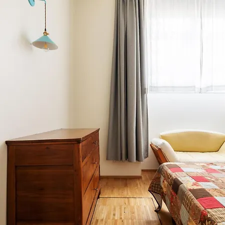 La Casa Colorata - Flats In - Bocconi Apartment
