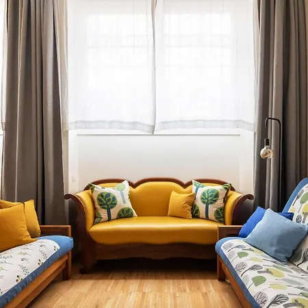 Apartment La Casa Colorata - Flats In - Bocconi Milan