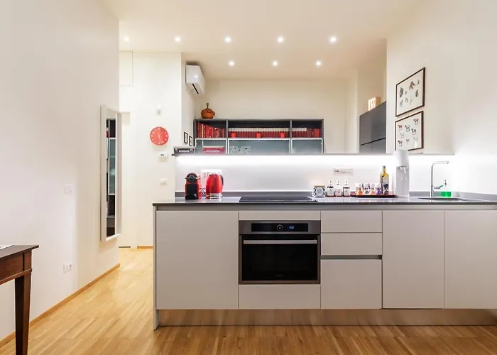 La Casa Colorata - Flats In - Bocconi ميلان