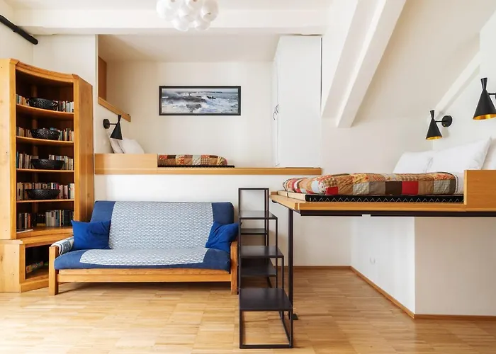 La Casa Colorata - Flats In - Bocconi ميلان
