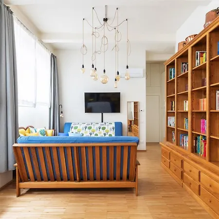 La Casa Colorata - Flats In - Bocconi Apartment Mailand